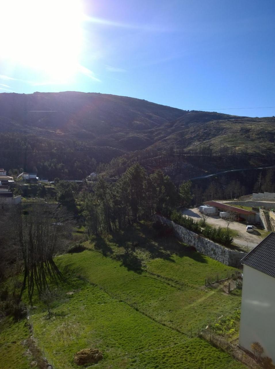 Hotel Monte Estrela à Sabugueiro  Extérieur photo